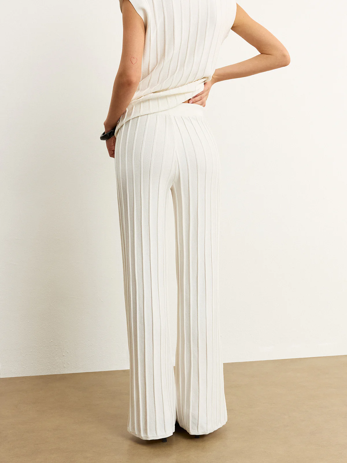 Ribbed Knit Mid-Rise Pants - Wholesalesil